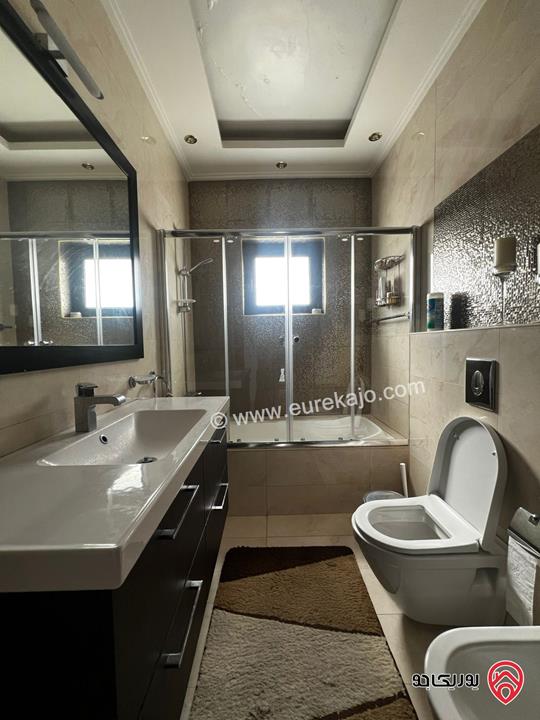 شقة فاخرة طابق ثاني مساحة 170م للبيع مفروشة في عمان - ضاحية النخيل