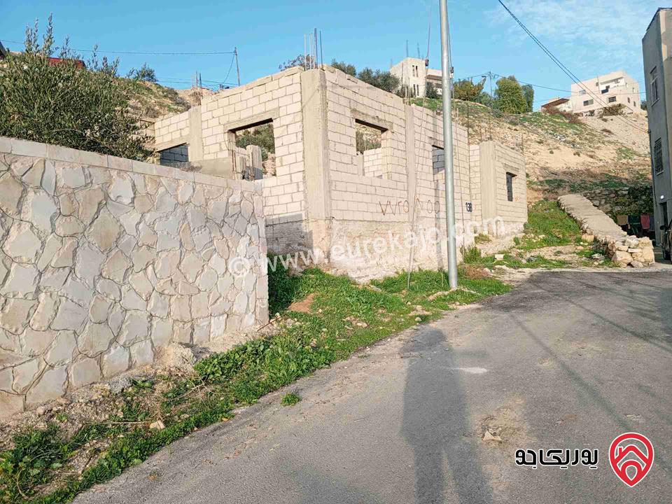 ارض مساحة 550م للبيع في جرش - النبي هود