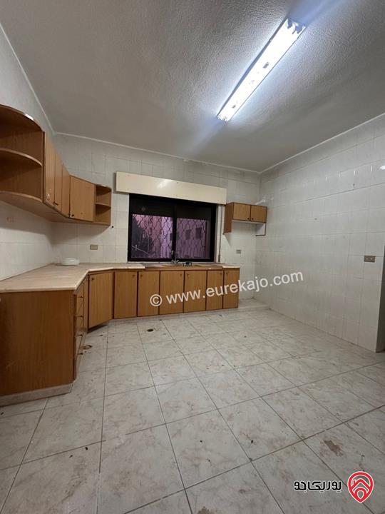 شقة طابق أول مساحة 200م للايجار في عمان - خلدا 