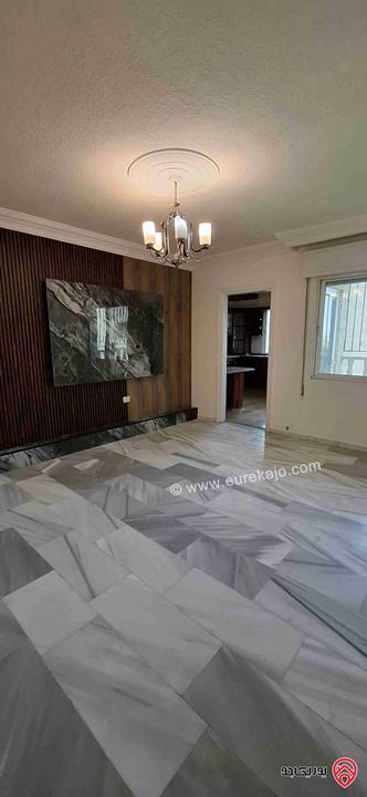 شقة فاخرة مساحة 160م²، طابق أرضي للبيع في عمان - طبربور