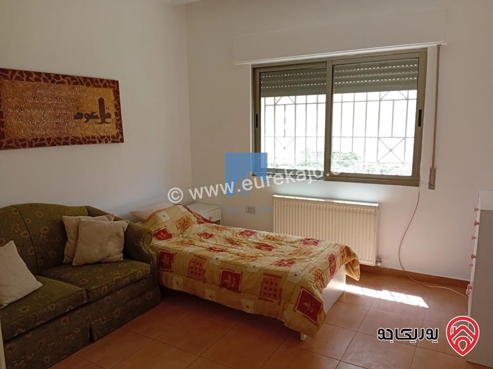 شقة أرضية مساحة 185م مع ترس 30م تشطيب سوبر ديلوكس للبيع في عمان - تلاع العلي