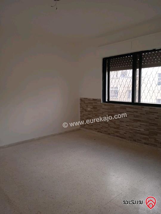 شقة طابق ثالث مساحة 95م للبيع في عمان - ضاحية الياسمين