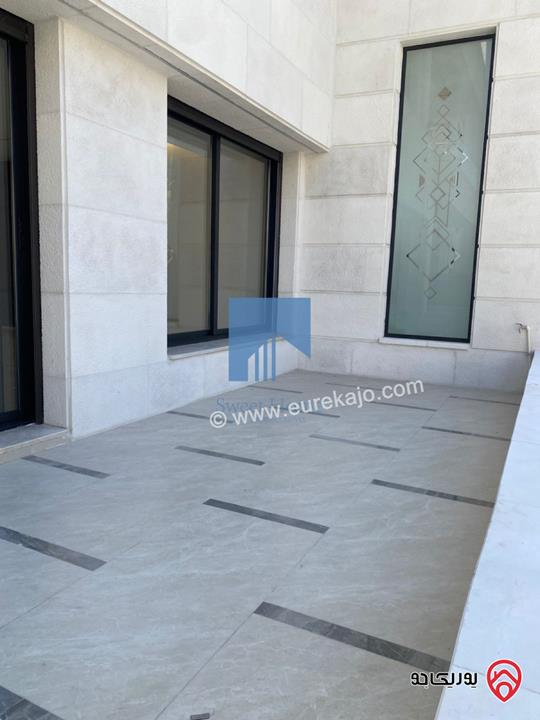 شقة أرضية فاخرة للبيع في عمان - أم أذينة قرب أبراج السادس 190م مع ترسات 130م لم تسكن