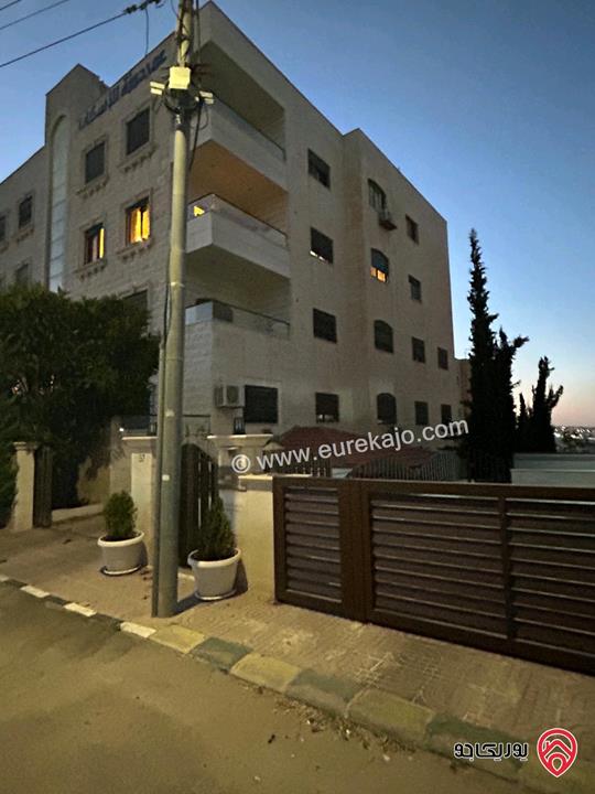 شقة طابق أول مساحة 196م للبيع في عمان - مرج الحمام 