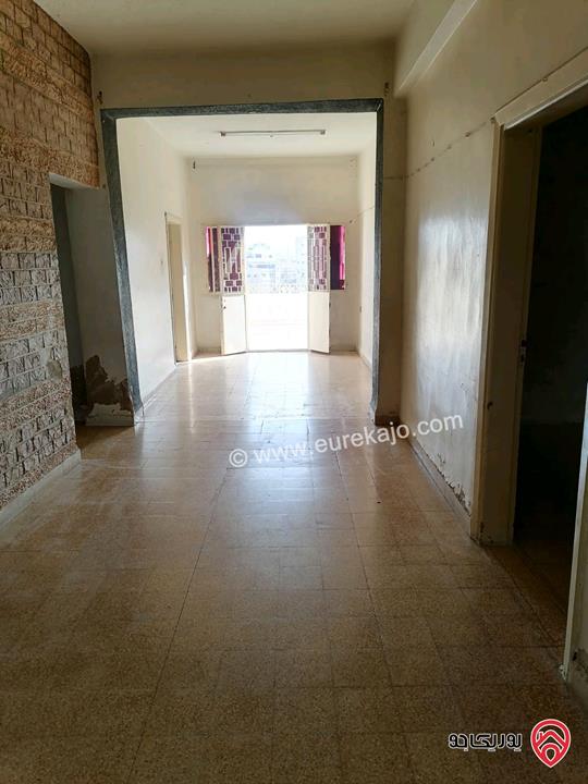 منزل طابقين مساحة 220م على أرض 320م للبيع في عمان - جبل التاج إشارات التاج والجوفة