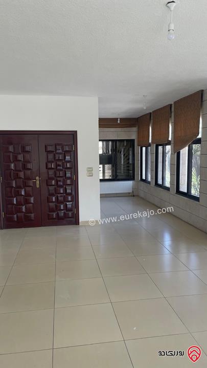 شقة طابق ثاني مساحة 260م للايجار في عمان - خلدا 