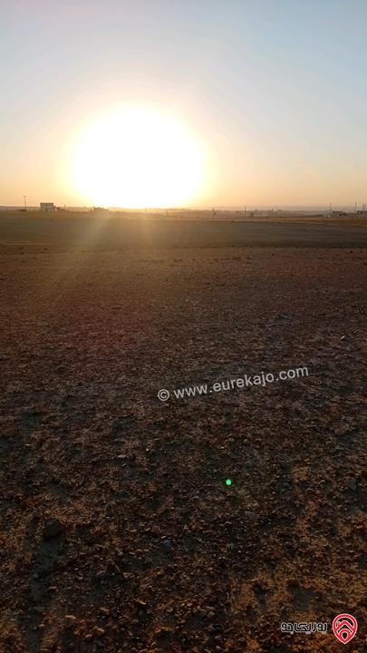 أرض مساحة 10 دونم للبيع في عمان - الموقر قرب المطار 