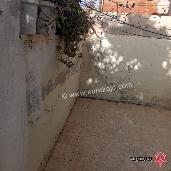 بيت مستقل 150م على أرض 300م للبيع في عمان - ام الدنانير  