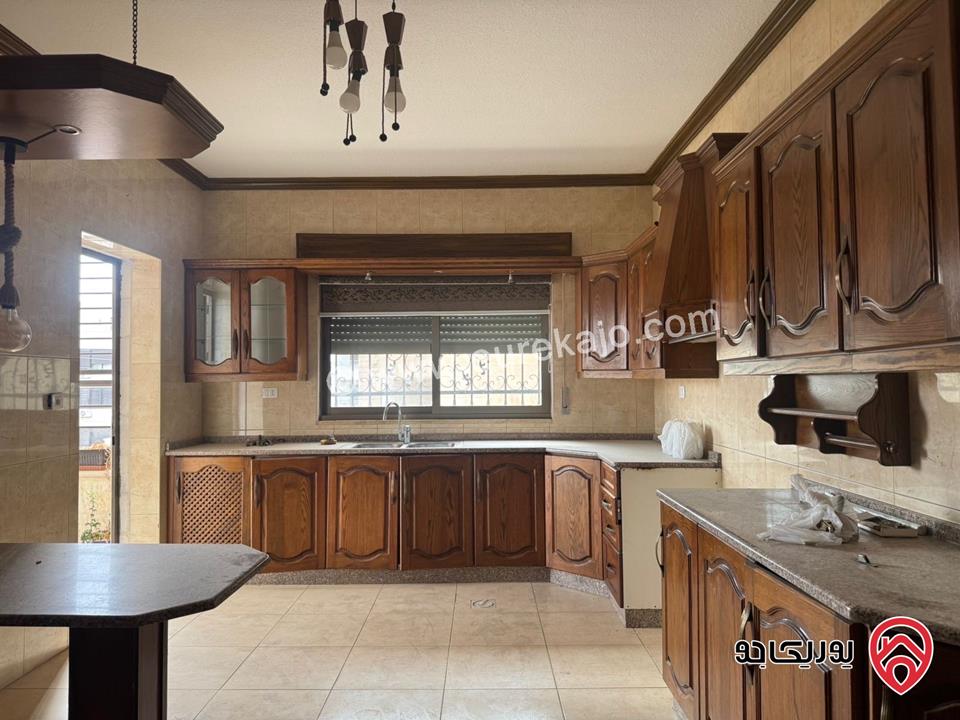 شقة أرضية مساحة 190م للايجار في عمان - خلدا 