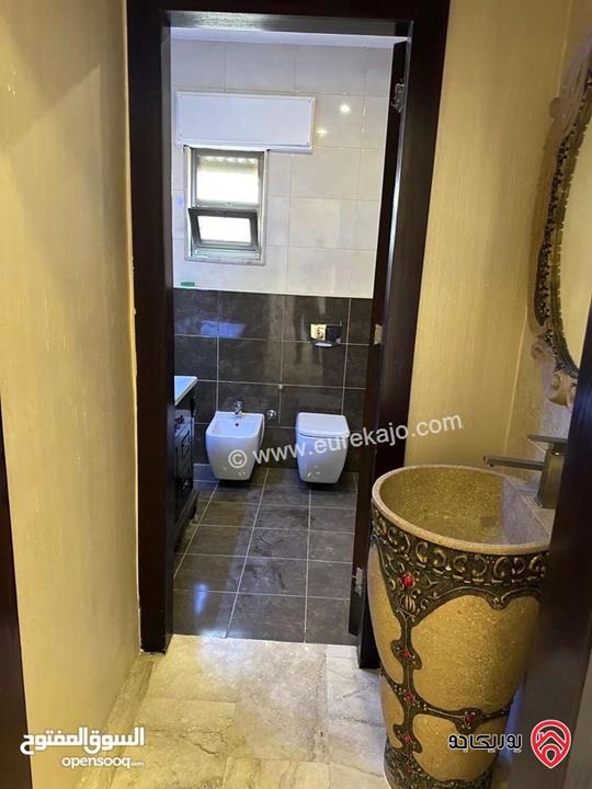 فيلا مساحة 850م على أرض 990م للبيع في اربد /خلف مستشفى الراهبات 