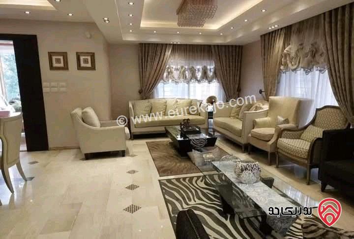 شقة ارضية دوبلكس مساحتها على الواقع 360م على القوشان 300م حديقة وتراسات 350م للبيع في عمان - خلدا
