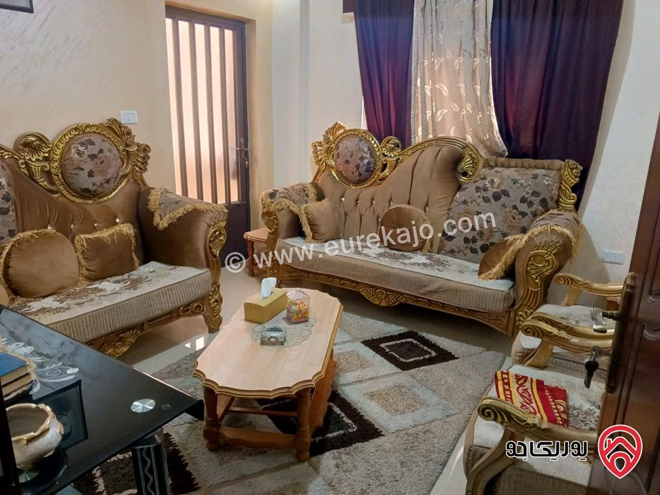 شقة ديلوكس مساحة 84م طابق أول للبيع في الزرقاء - جبل طارق 
