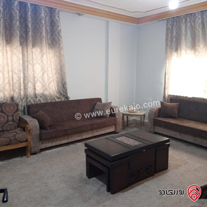 منزل مستقل مساحة 240م على أرض 316م للبيع في الرصيفة الجبل الشمالي