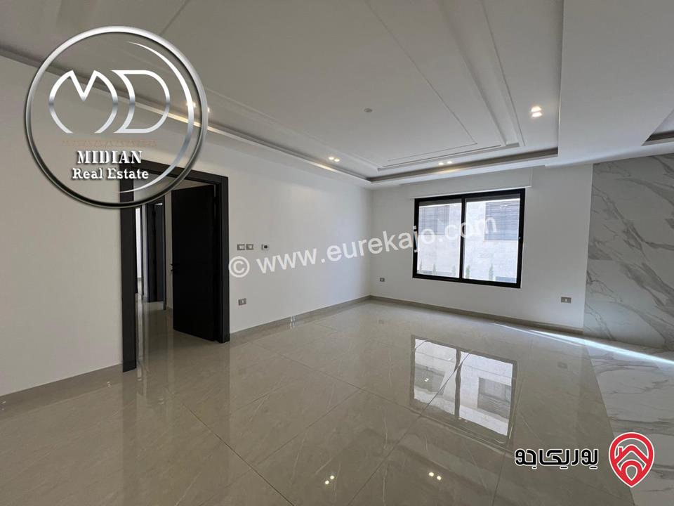 شقق ارضية و شبه ارضي جديدة للبيع في عمان - حي الصحابة مساحات 240م & 250م مع تراسات و حدائق تشطيبات فاخرة بأسعار مميزة