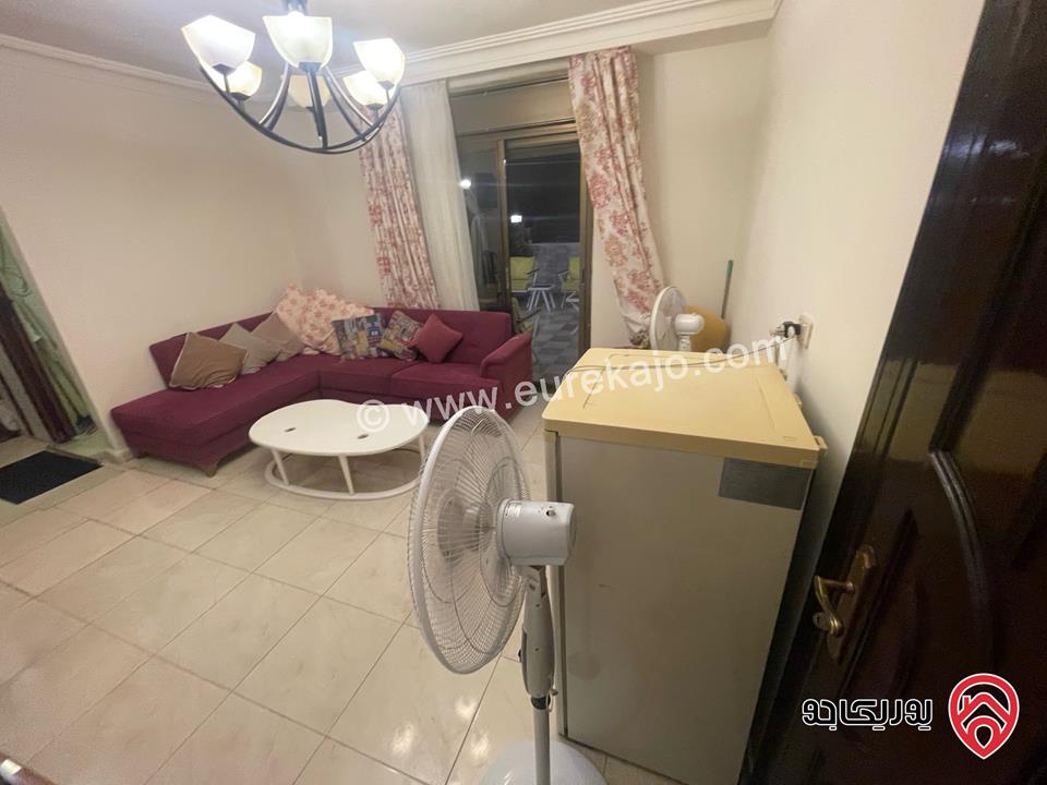 شقة سوبر ديلوكس طابق ثالث مع روف مستقل مساحة 349م للبيع مفروشة في عمان - اسكان عالية مرج الحمام