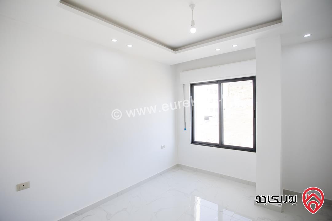 شقة مساحة 120م للبيع من المالك كاش او اقساط في عمان - ابو علندا