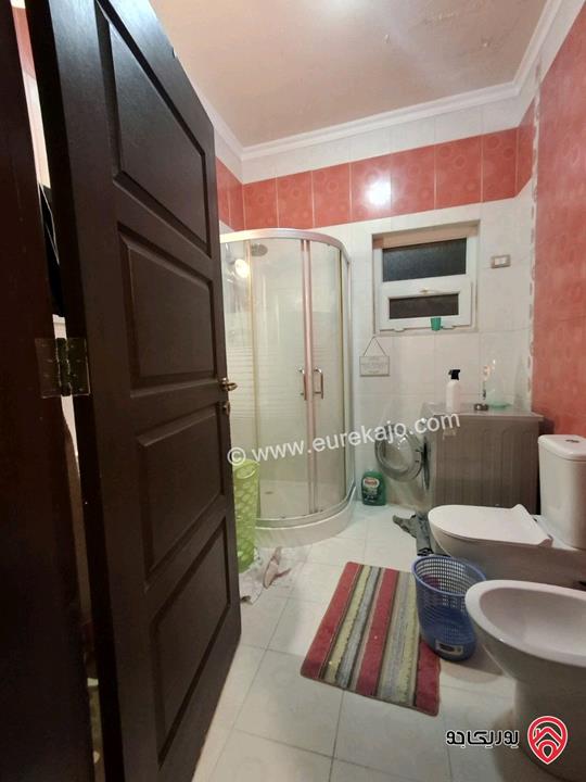 شقة طابق أول مساحة 200م للبيع في عمان - طبربور