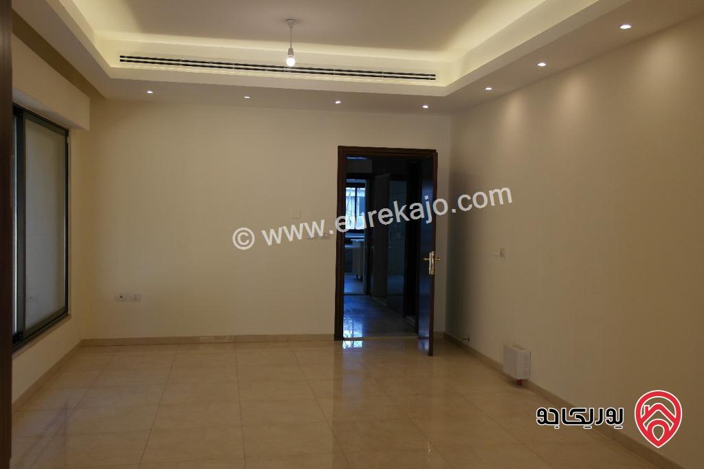 فيلا فارغة مساحة 650م على أرض 400م للايجار في عمان - عبدون