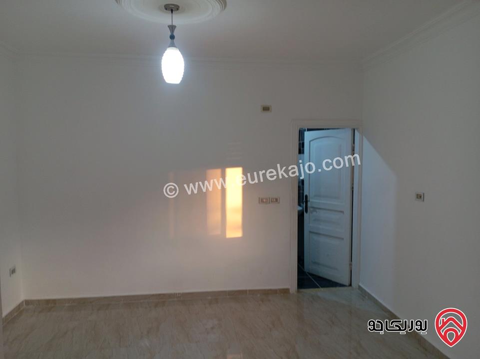 شقة طابقية مساحة 171م للبيع في عمان - تلاع العلي 