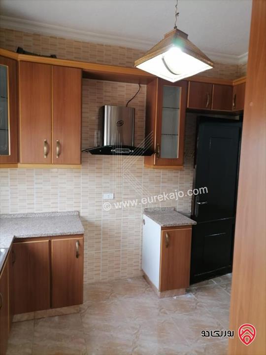 شقة طابق ثاني مساحة 109م مميزة للبيع في عمان - ضاحية الرشيد