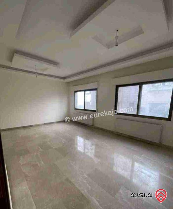 شقة فارغة مساحة 185م طابق أول للايجار في عمان - خلدا