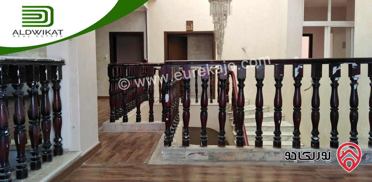 قصر مساحة البناء 3000م ومساحة الارض 3 دونم ومساحة الحديقة 1000م للبيع في عمان - طبربور