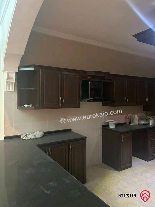 شقة أرضية مساحة 160م داخلي و 85م خارجي للبيع اقساط في الزرقاء الجديدة