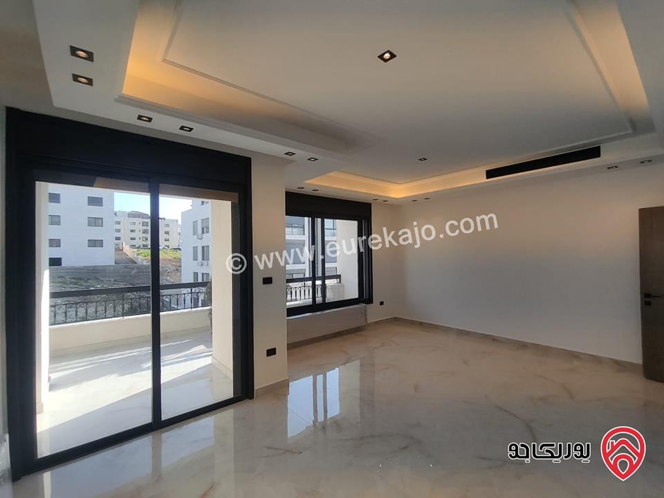 شقق حديثة 215 متر للبيع في عمان - حي الصحابة رجم عميش  