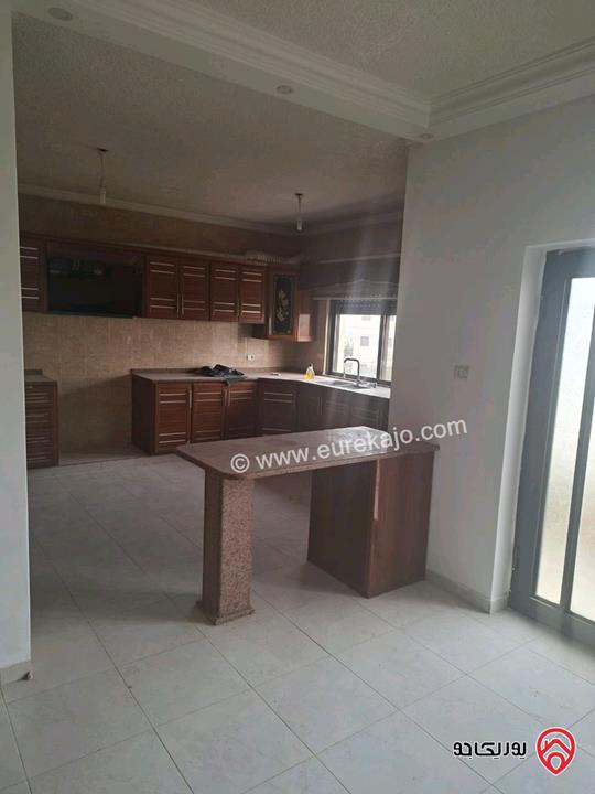 شقة طابق أول مساحة 235 متر شقة للايجار في عمان - شفا بدران (مقابل أكاديمية الفيحاء) مناسبة جدا لطلاب الخليج