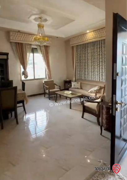 منزل مستقل مساحة الأرض 570م والبناء 900م للبيع في عمان - ضاحية الرشيد قرب الكلية العلمية الاسلامية