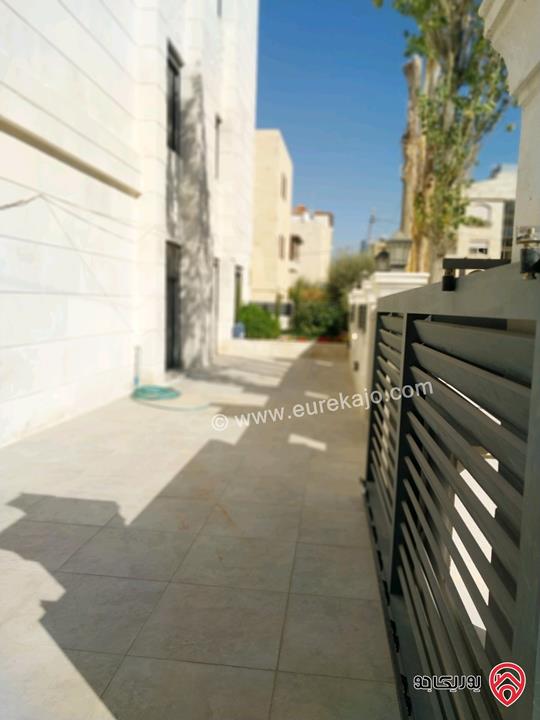 شقة أرضية مساحة 160م داخلي و 200م خارجي للبيع في عمان - ضاحية الامير راشد