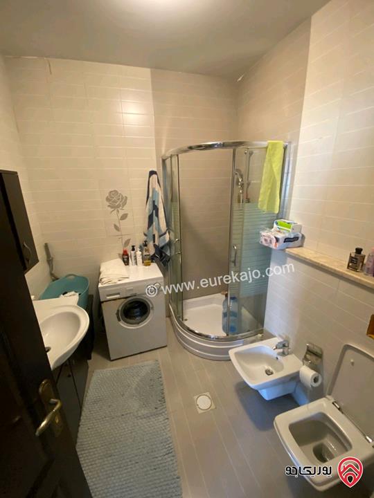 شقة طابق ثاني مساحة 210م للبيع  في عمان - حي الصحابه رجم عميش