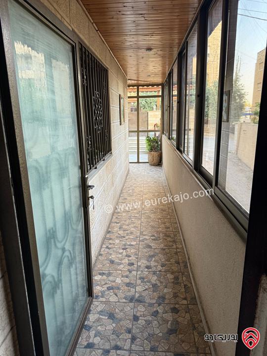 شقة سوبر ديلوكس طابق ارضي مساحة 200م للبيع في عمان - منطقة الجاردنز