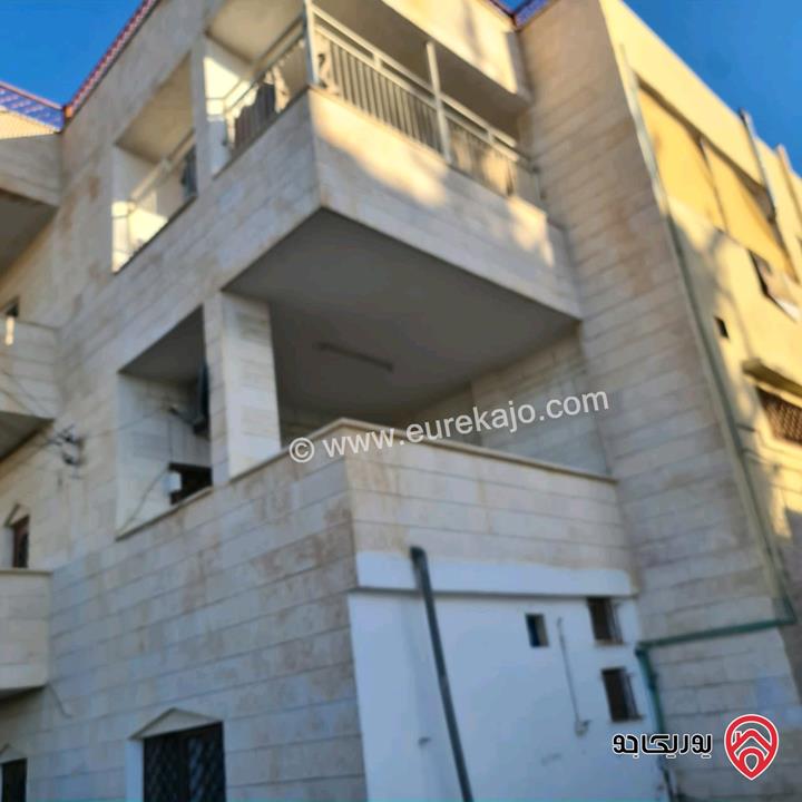 منزل مستقل مساحة 500م على أرض 590م للبيع في الرصيفة حي الرشيد