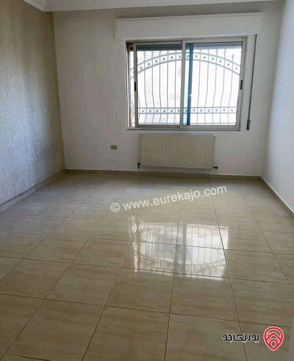 شقة فارغة طابق أرضي مساحة 180م للايجار في عمان - خلدا