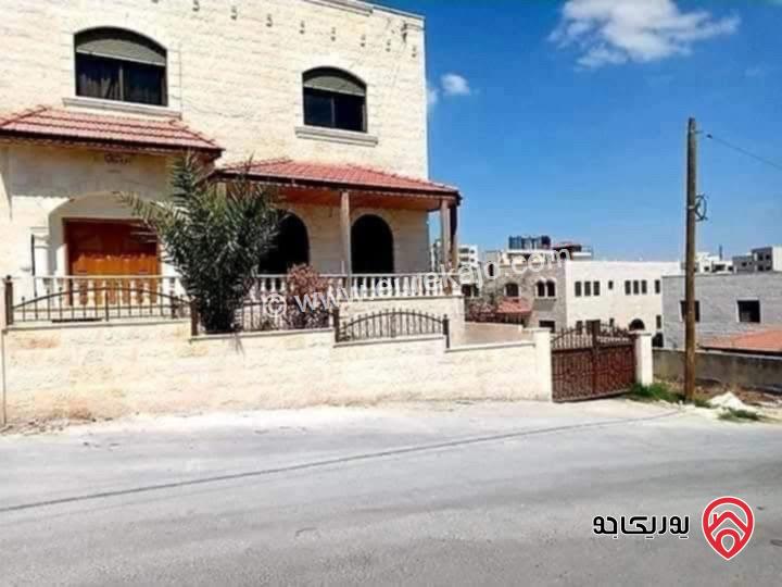 بيت مستقل مكون من طابقين 4 شقق على أرض 581م للبيع في عمان - طبربور