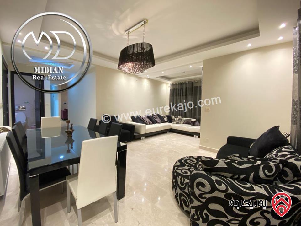 شقة مفروشة للايجار في عمان - ضاحية الامير راشد مساحة 200م طابق ثالث تشطيبات و ديكورات فاخرة اطلالة جميلة