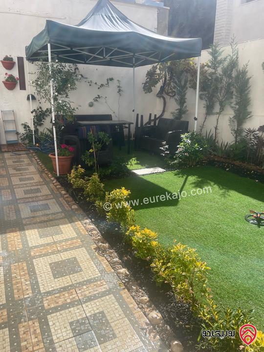 شقة دوبلكس طابق أرضي وشبه ارضي مساحة 310م داخلي و 300م خارجي للبيع في عمان - أم أذينة من المالك