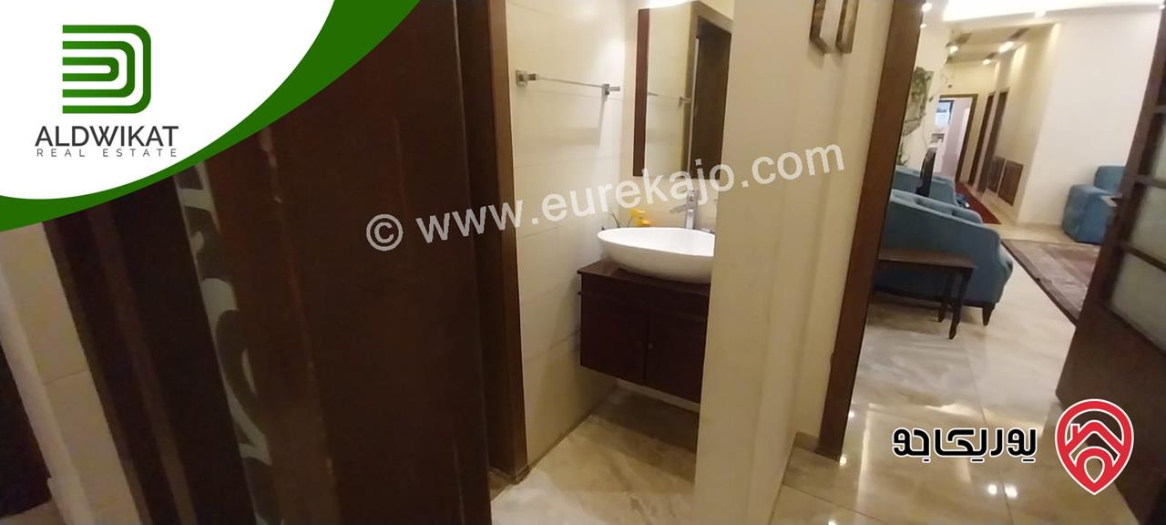 شقة طابقية للبيع في عمان - ضاحية الامير راشد طابق اول مساحة البناء 280م منطقة اسكانات حديثة وهادئة