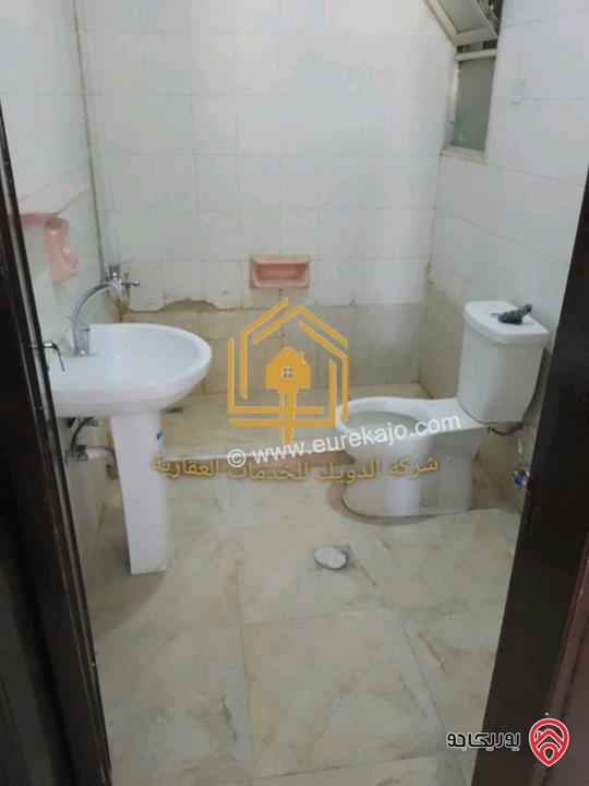 شقة فارغة طابق أول مساحة 120م للإيجار في عمان - تلاع العلي 