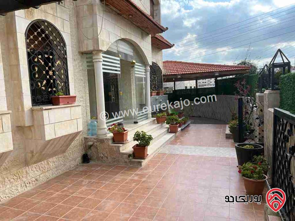 فيلا مساحة 650م على أرض 547م للبيع في عمان - طبربور عند مستشفى الملكة علياء