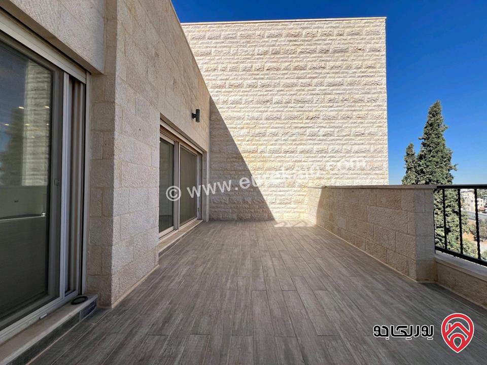 فيلا فاخرة مساحة 550م على ارض 1 دونم للبيع في عمان - عبدون اطلالة خلابة 