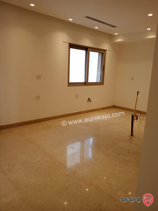 شقة دوبلكس طابق اول مساحة 248م للبيع في عمان - دير غبار 