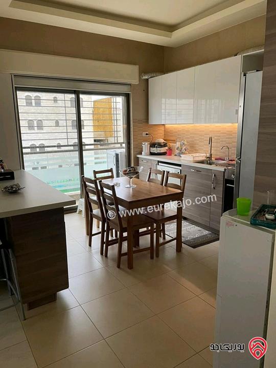 شقة طابق ثالث دوبلكس مساحة 200م للبيع في عمان - طريق المطار