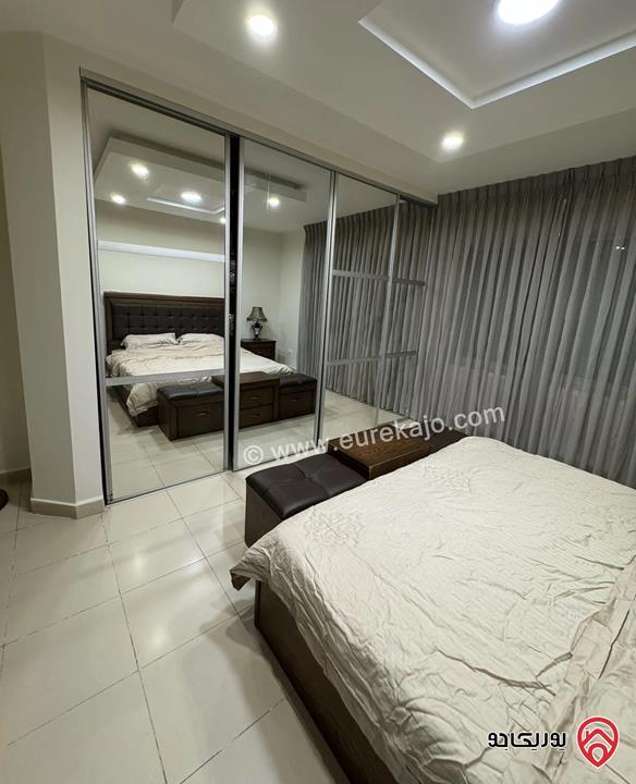 شقة مفروشة أرضية مساحة 200م داخلي و 150م خارجي للايجار في عمان - ام السماق 