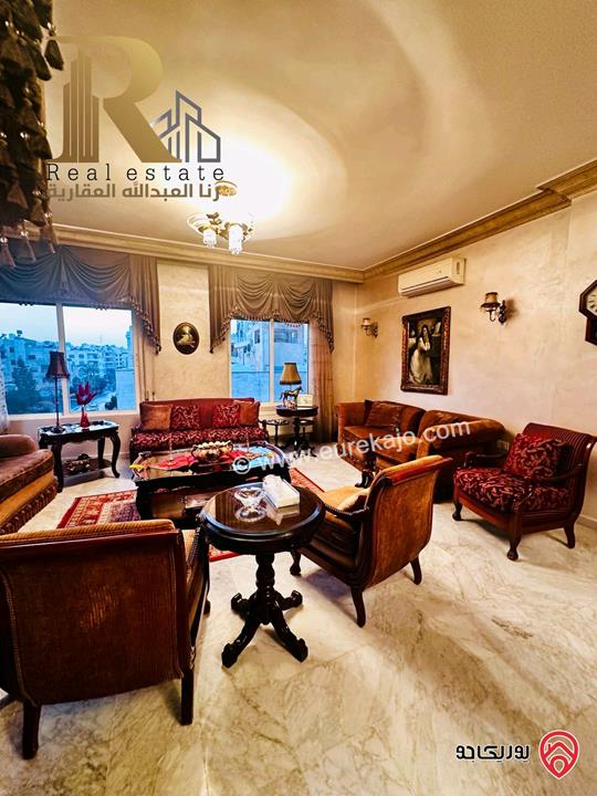 شقة طابق ثاني مساحة 180م للبيع في عمان - الشميساني