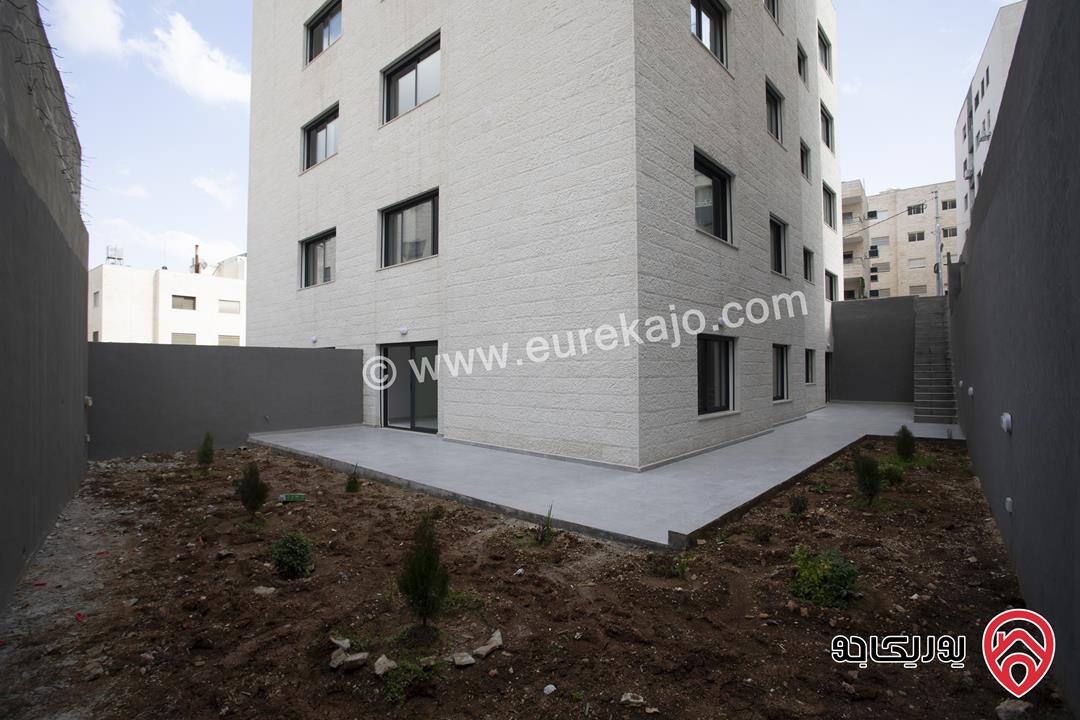 شقة فاخرة أرضية مساحة 150متر مع حديقة 165 متر للبيع من المالك كاش او اقساط في عمان - الجبيهة