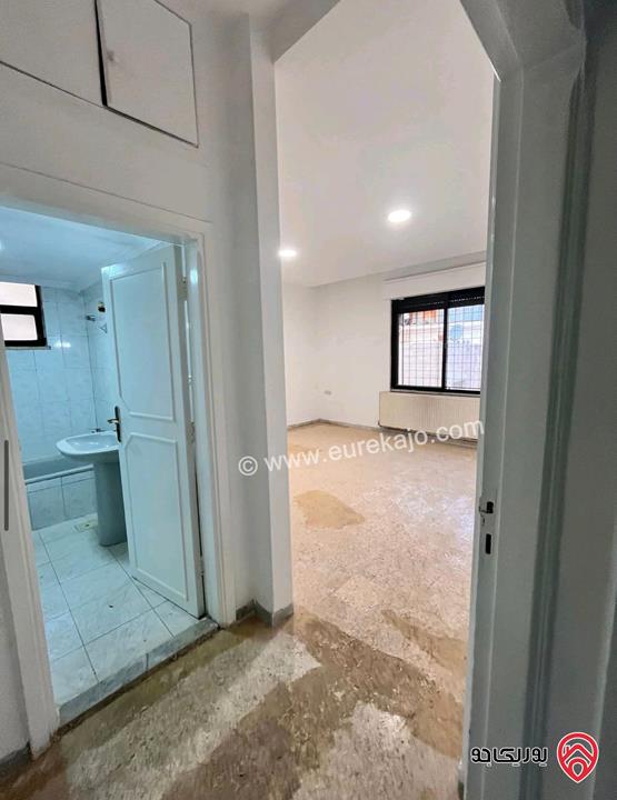 شقة فاخرة مساحة 160م طابق ثالث للايجار في عمان - دير غبار