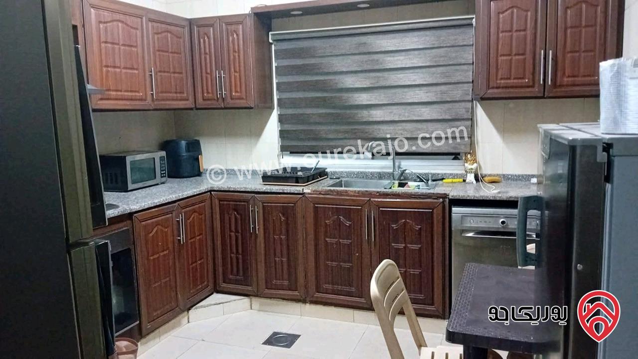 بيت مستقل مساحة 90م على أرض 220م للبيع في عمان - طبربور 