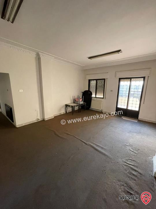 روف طابقينمساحة 233م داخلي و 127م خارجي للبيع في عمان - الجاردنز